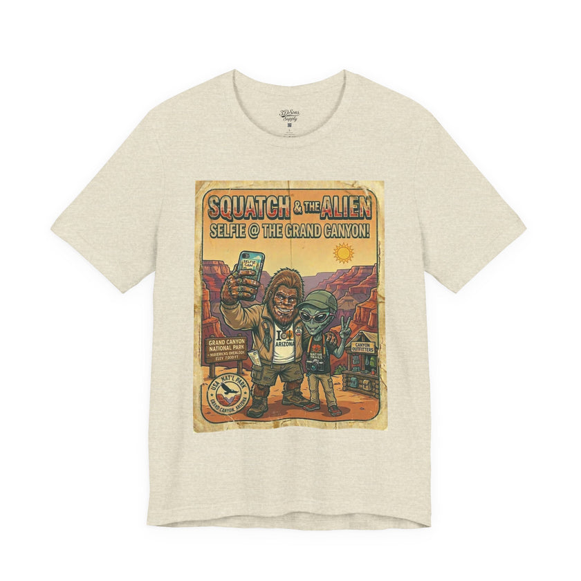 Squatch & The Alien Selfie Yellowstone, Bigfoot Alien Poster Shirt