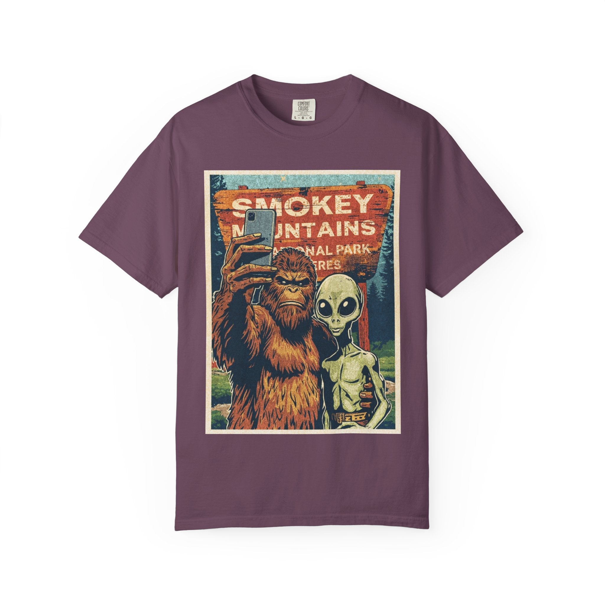 Smoky Mountains Alien & Bigfoot T-shirt — National Park Adventure Tee