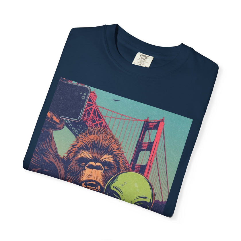 Alien & Bigfoot Golden Gate Bridge T-Shirt — San Francisco UFO & Cryptid Tee